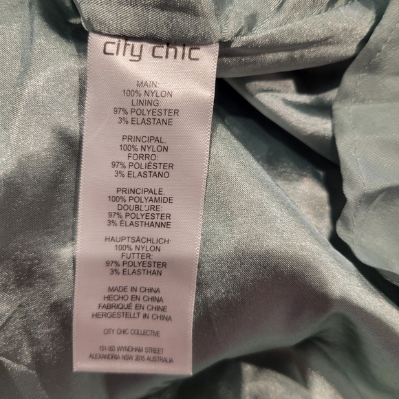 City Chic Size 14 Strapless Embroided Vine Knee Length Green Dress - Picture 6 of 7